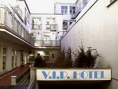 ***  City Lounge Hotel Dusseldorf Germany